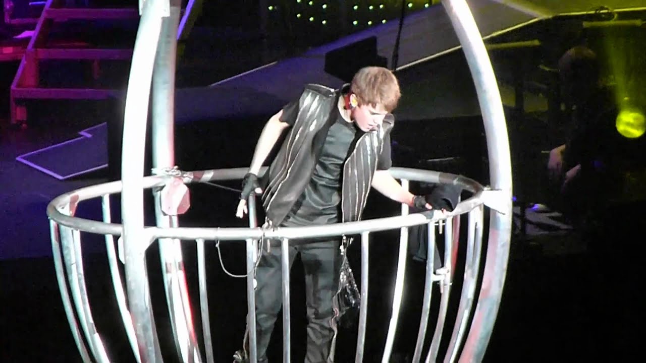 Justin Bieber 29/03/2011 Paris Bercy (UP)