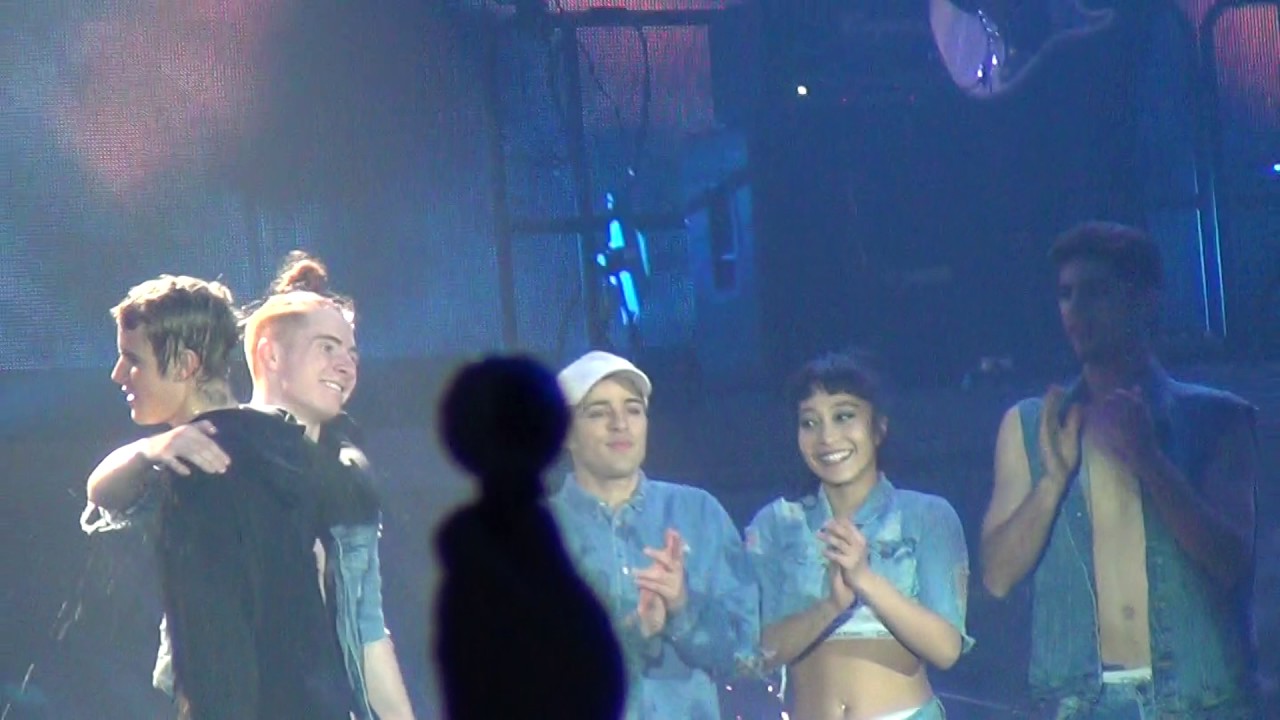 HD video Justin Bieber performing Sorry in Hamburg 14.11.2016 Purpose Tour