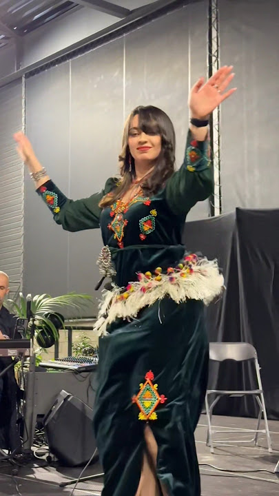 Alicia danse kabyle 2025 #kabylie #tizi_ouzou #explore #dance #kabylienne #kabyle_girl #dz #kabyle
