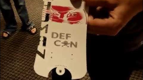 DC16 Badge Hack: Camera shock and flash circuit addition