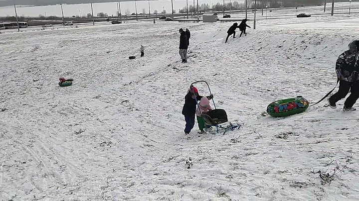 любишь кататься люби и саночки возить