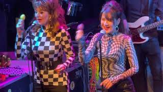 Watch Gruppo Sportivo One Way Love video