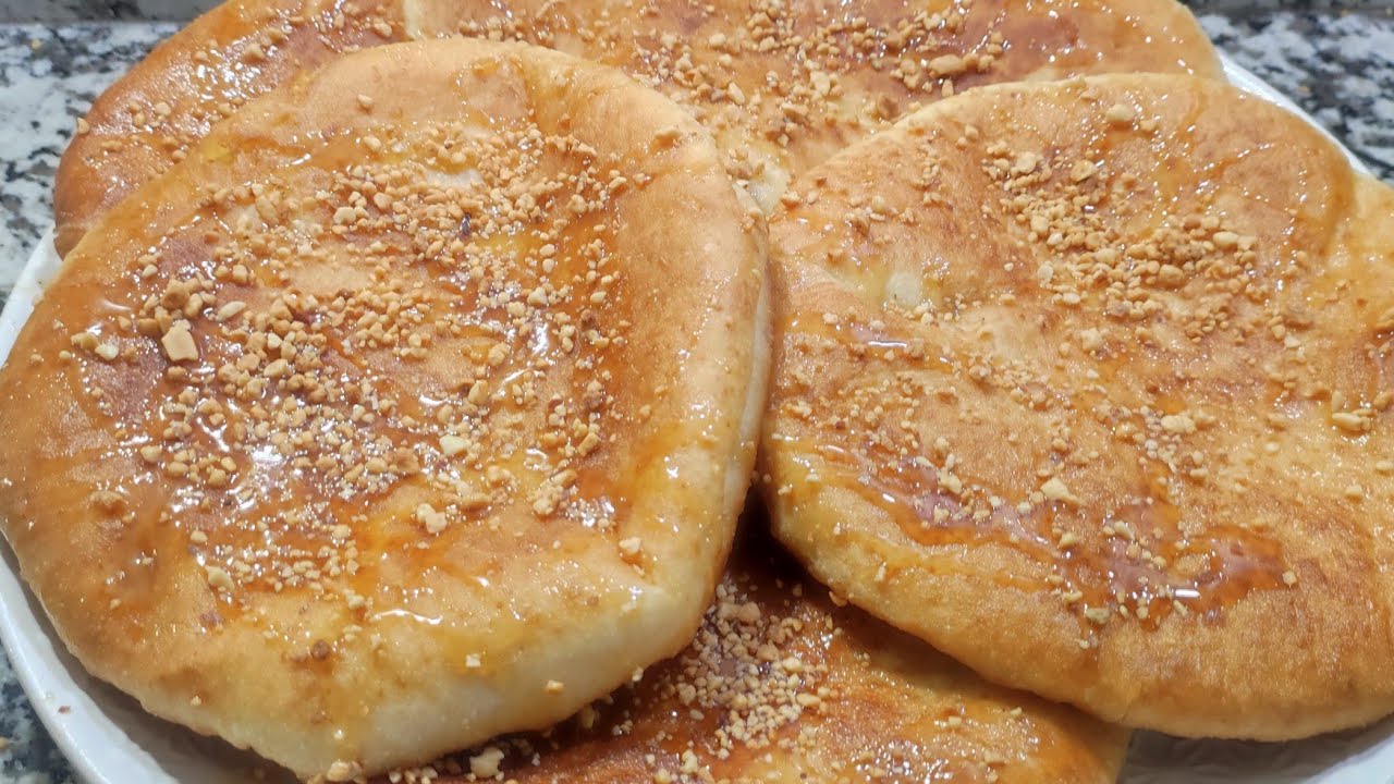 دائما مع السهل والسريع 👌فطائر المقلاةسهلة وسريعةومفشفشة بنة لا تقاوم