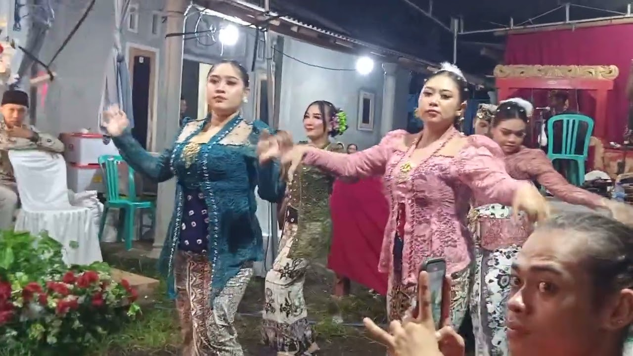 GALUH SINDEN WARISO BUDOYO - LIVE TLOGOSARI - SEMPU 