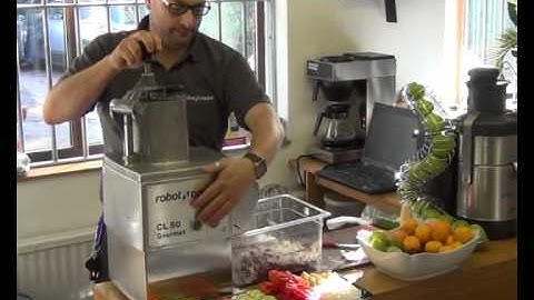 Making Coleslaw with the Robot Coupe CL50