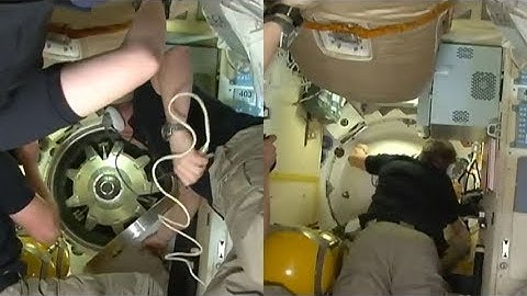 Soyuz MS-08 hatch closure
