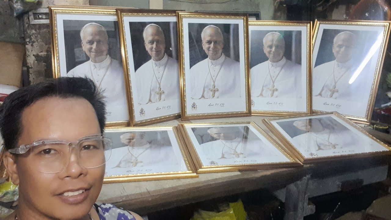40 PCS PICTURE  OF NEW POPE 2025 ● 13 x 19 1087 GOLD 