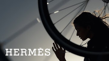 Hermès, the endless line​