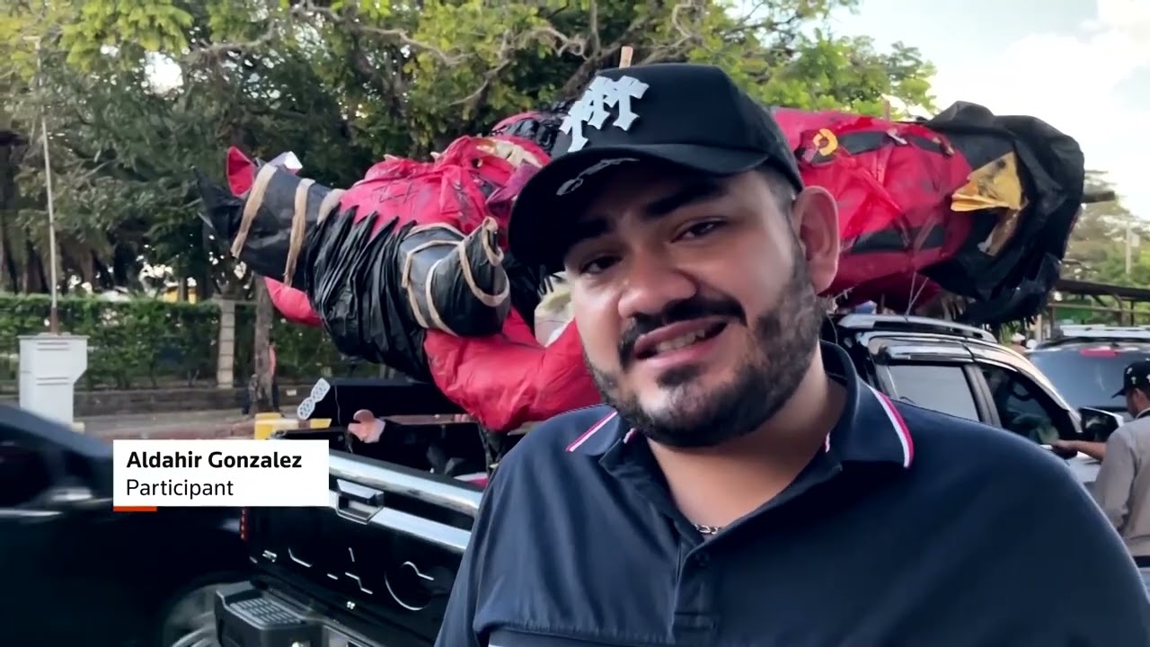 Trump grabs spotlight in Guatemala’s ‘Burning of the Devil’ rite | REUTERS