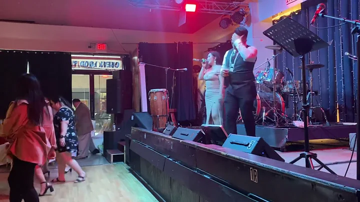 Doctor Brandon Cha & Pakou Vang- Nyiam hom twg. Pe...