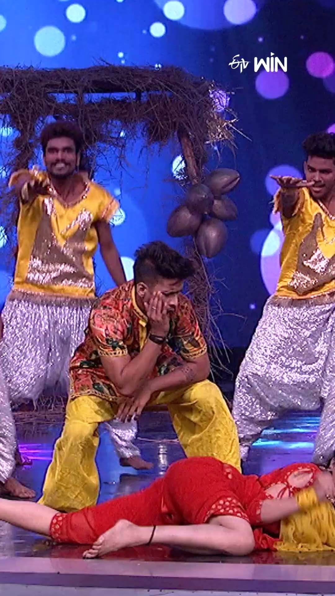 #shorts - అసలైన ఢీ జోడీ మాస్ పర్ఫామెన్స్..! #dheejodi #danceshow #etv | Aata Kavala Pata Kavala