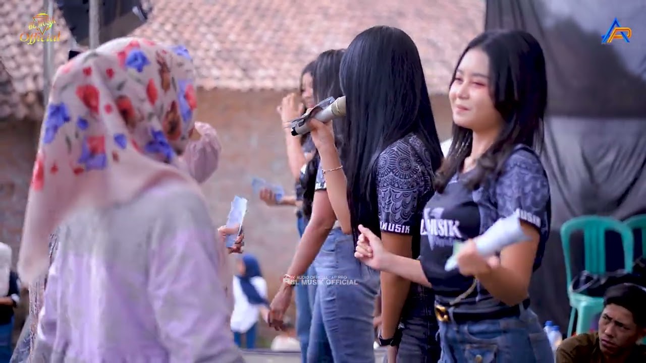 DIANA VANESA - WET - BLMUSIKOFFICIAL LIVE IN CISAAT PADARINCANG
