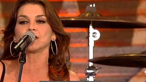Gretchen Wilson - Redneck Woman (Live at Farm Aid ...
