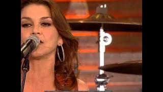 Gretchen Wilson - Redneck Woman (Live at Farm Aid 2009)