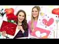 Valentine's Card DIY Blindfold Challenge with Ro!