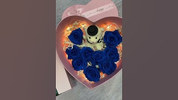 Hộp trái tim Led 9 bông - Quà tặng 8/3 ý nghĩa