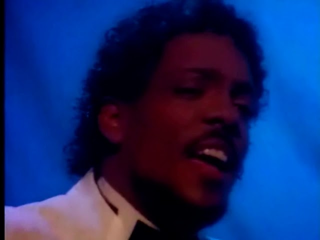 The Gap Band- Going in Circles - YouTube
