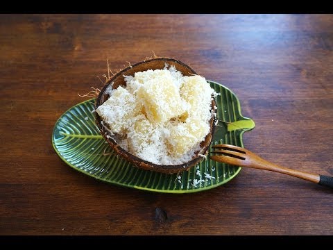 Steamed Tapioca /Cassava Kuih With Coconut