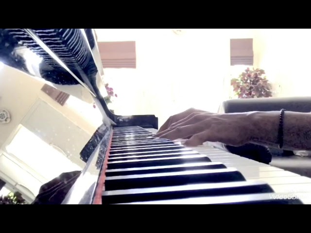 Hoodie Coklat - Willy Anggawinata | Piano Cover by Bobby Theo feat Siona Wijaya class=