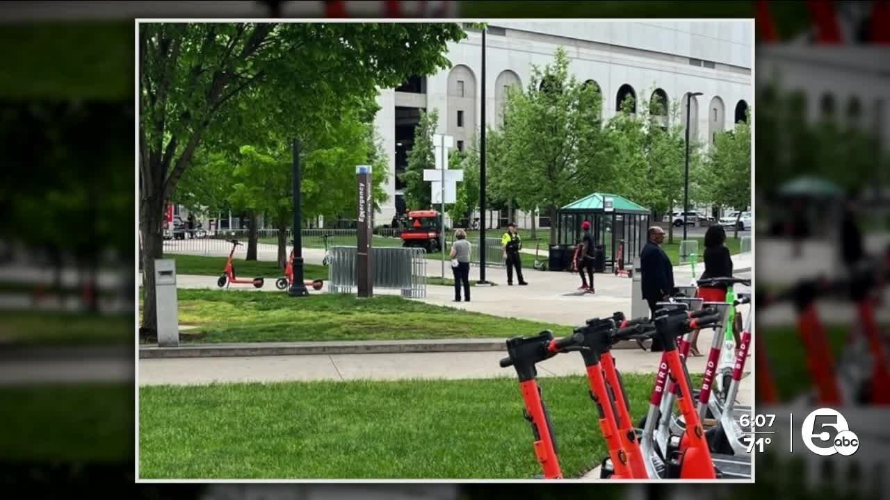 1 person dies after falling from Ohio Stadium stands during OSU graduation