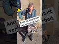 Wir bringen Antje immer Kleidung, Essen und haben ein offenes Ohr für sie #foryou #funny #freefire