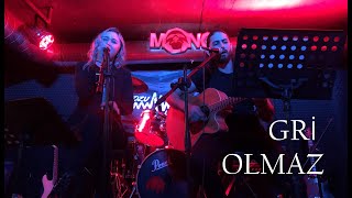 GRİ - Olmaz (Akustik Cover) | Alya Öztanyel & Atahan Akyüz Resimi