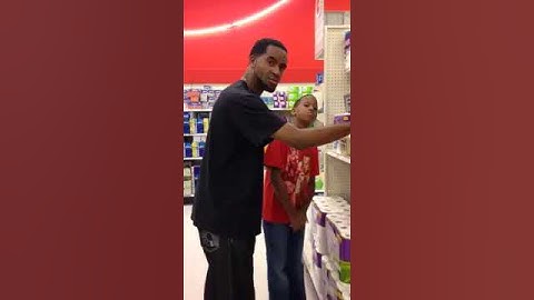 Chris Watts Parenting 101: Bad kid in public