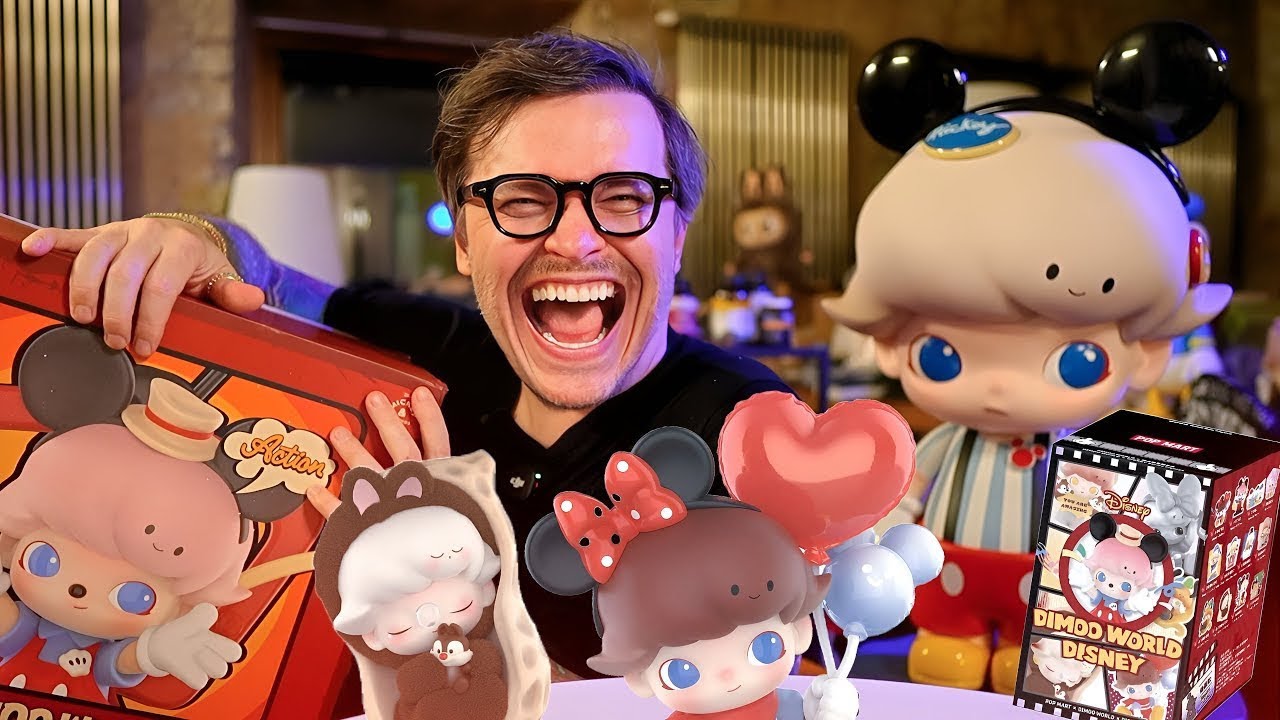 РАСПАКОВКА DIMOO × DISNEY POP MART! Полный кейс + MEGA 1000% + светящийся дисплей 😍 Секретка выпала?