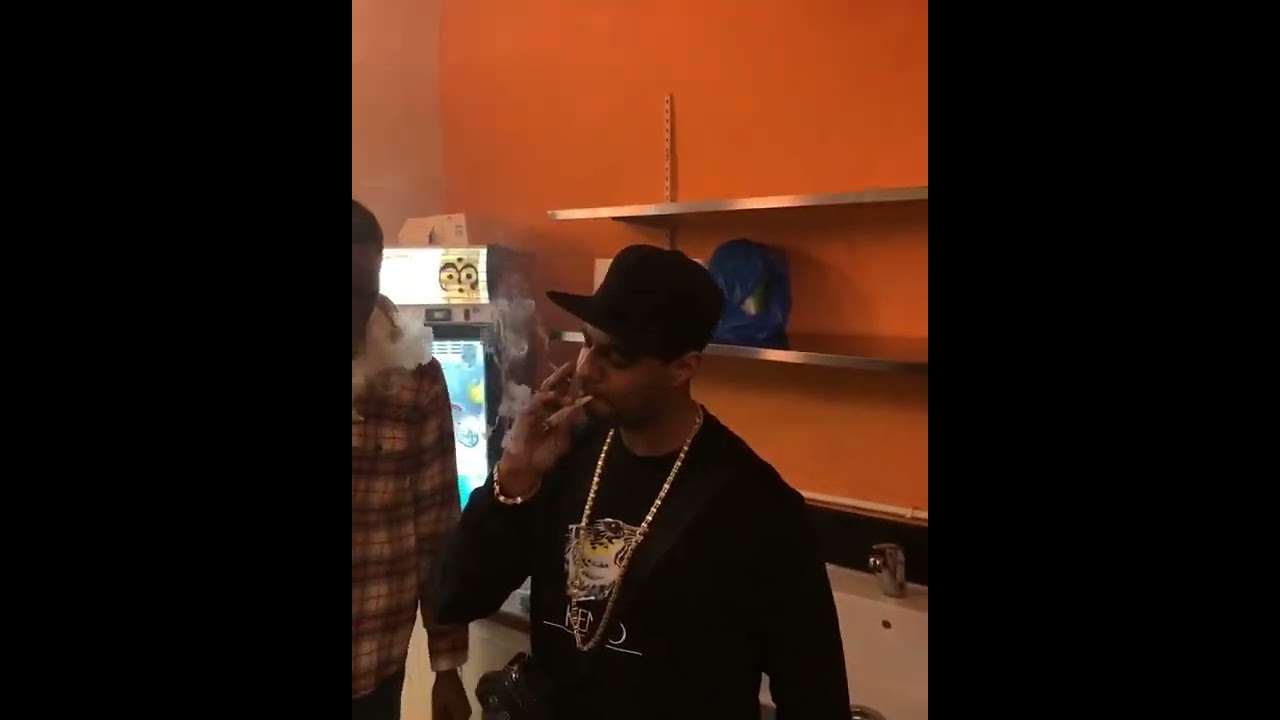 smoking flavours with Young Dolph 