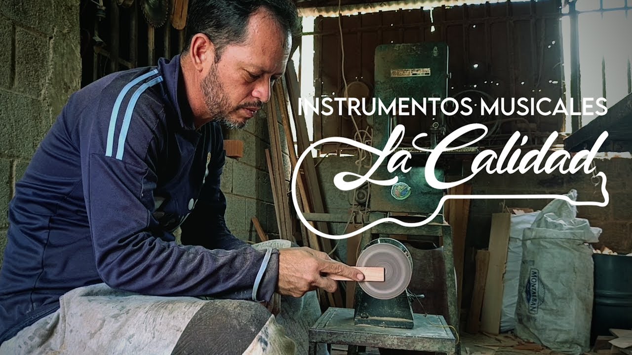 ASÍ ES una FÁBRICA de CUATROS en Barquisimeto 🎵