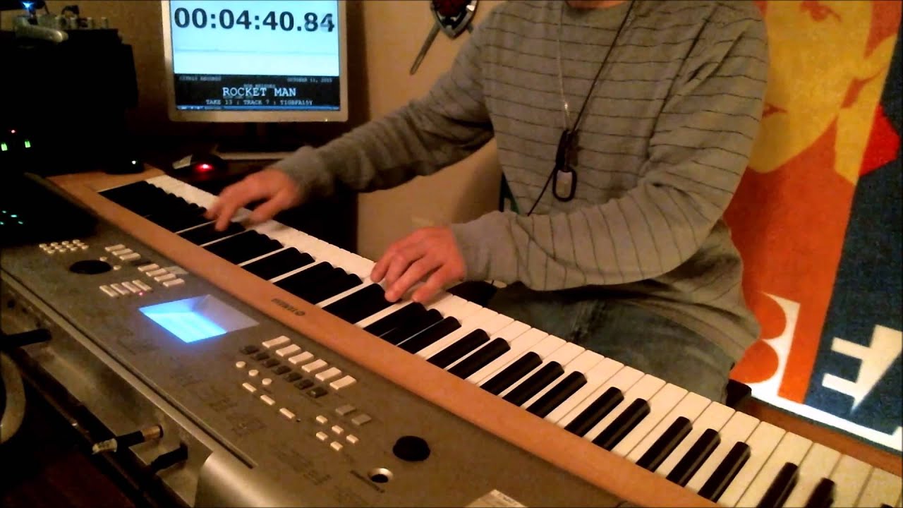 Rob Bridges - Rocket Man (Elton John) cover w/ solo