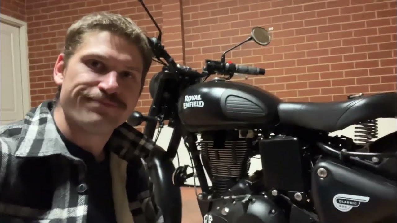 Royal Enfield Classic 500. No more Peg Vibrations for only 10. Easy