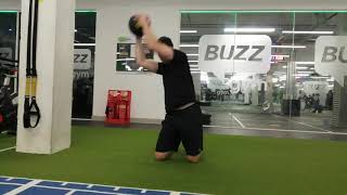 How to kneeling windmill slam