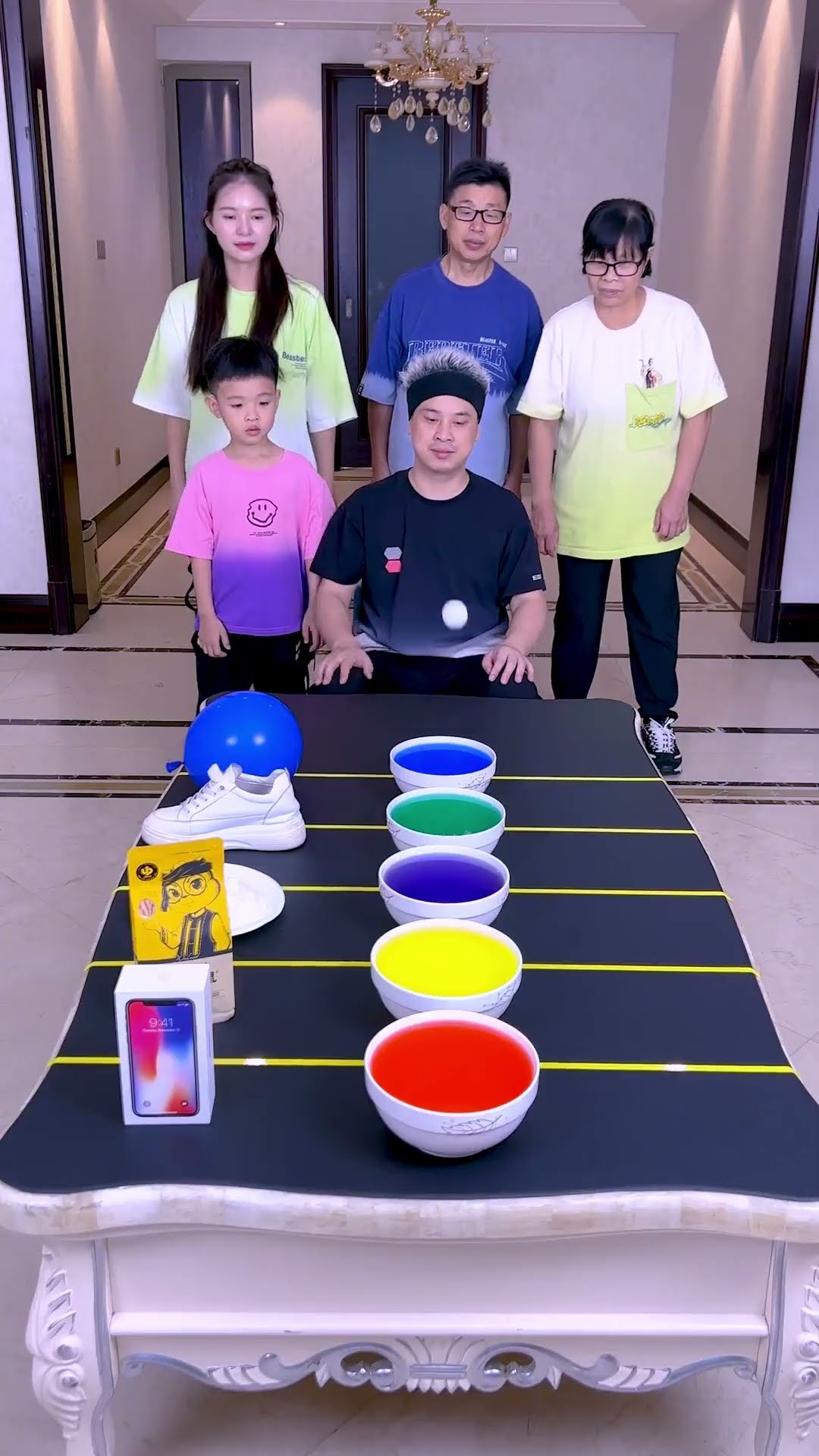 Pinball Challenge, Fate Is In Your Own Hands#Christmas #Funnyfamily #Partygames #Funny