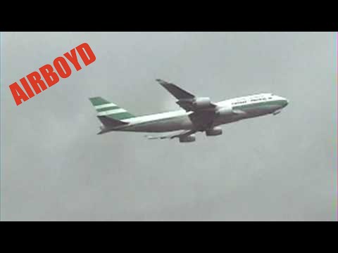 Cathay Pacific 747 Takeoff Runway 31 Kai Tak