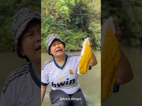 UDAH GEDE SUKA EEK DI CELANA #shorts