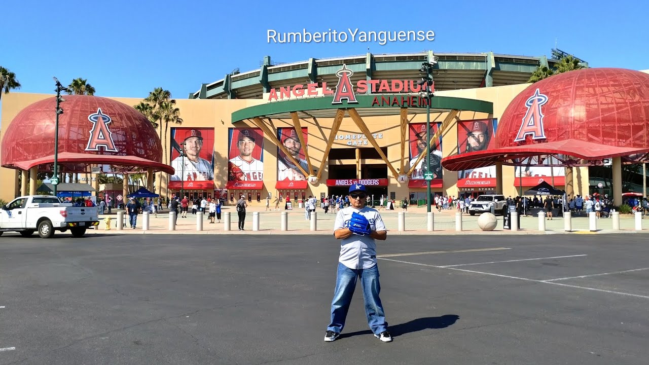 DODGERS GAMES-JUEGOS DE LOS ESQUIVADORES 4-FREEWAY SERIES-SERIE DE LA AUTOPISTA-ANAHEIM CALIFORNIA 