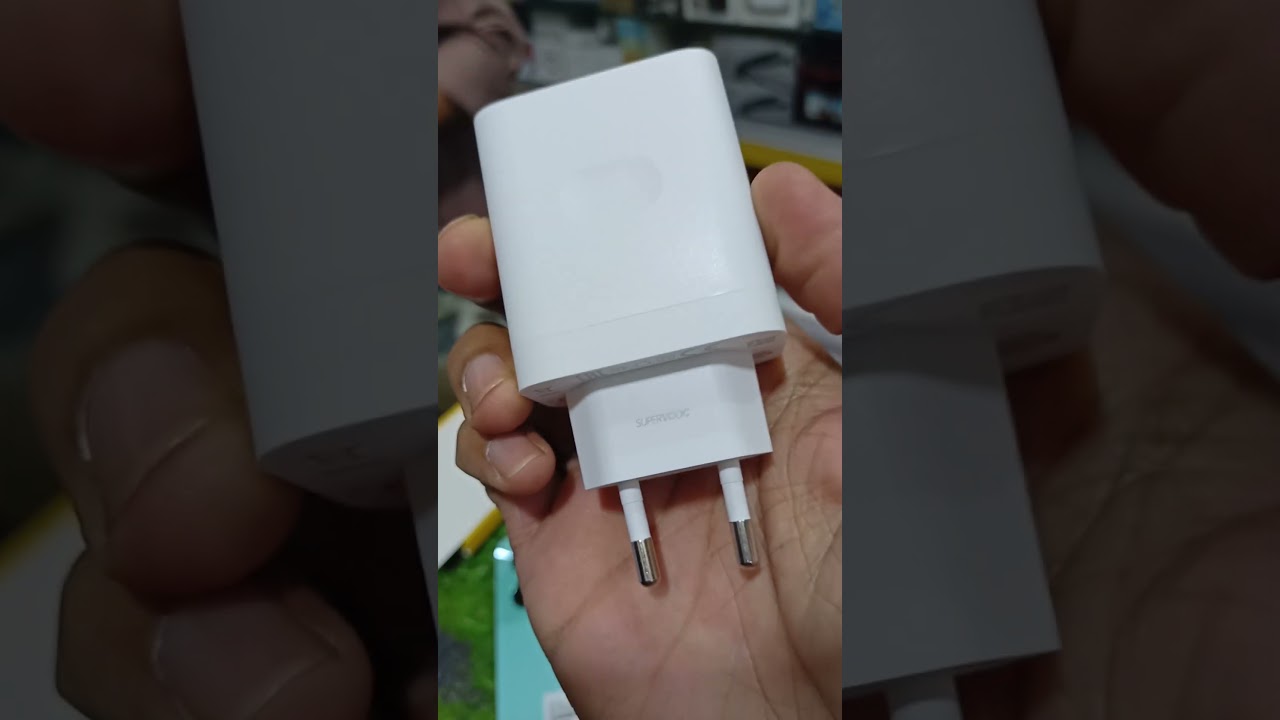 রিয়েলমি ৩৩ ওয়াট চার্জার