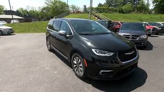 New 2023 CHRYSLER PACIFICA PLUG-IN HYBRID LIMITED Van For Sale In Wooster, OH