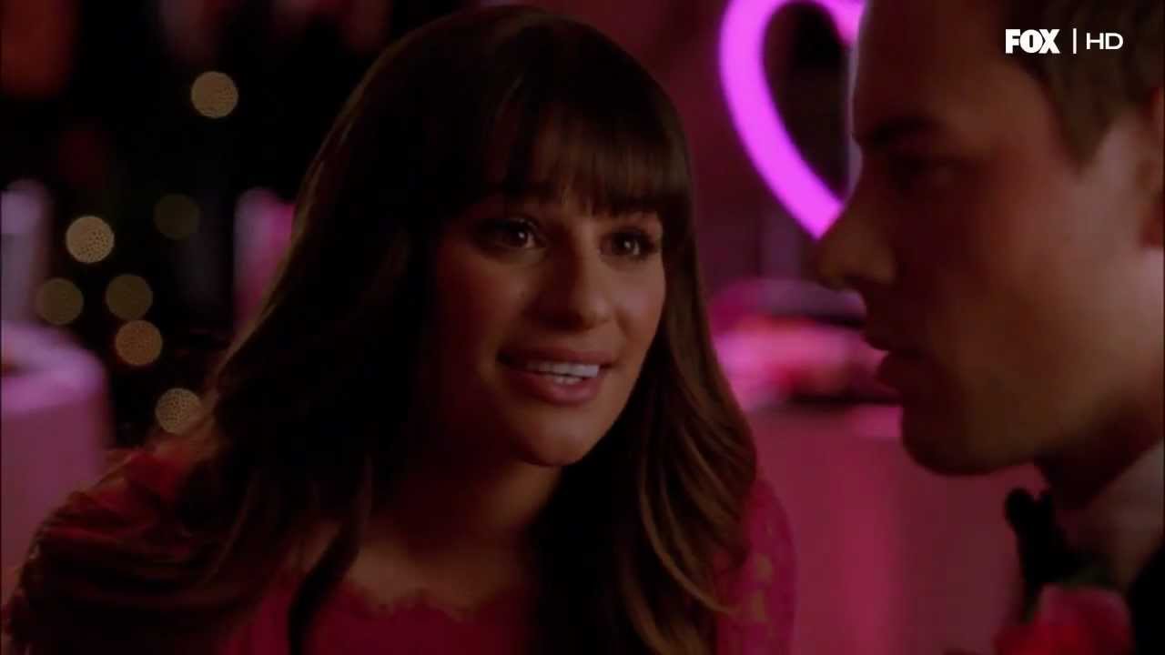 Glee シーズン4 第14話 シュー先生の結婚式 I Do のあらすじと曲リスト Glee グリー ドラマのあらすじと曲を紹介します