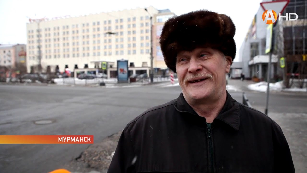 Редкие прохожие на улицах полупустые автобусы   карантин в Мурманске HD720