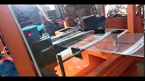 brand string lock tag robot for injection molding machine 1