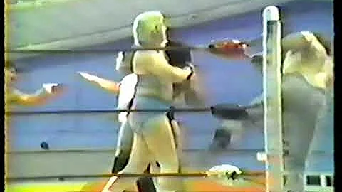 The Beast & Baron Mikhal Donatelli VS Yukon Eric &...