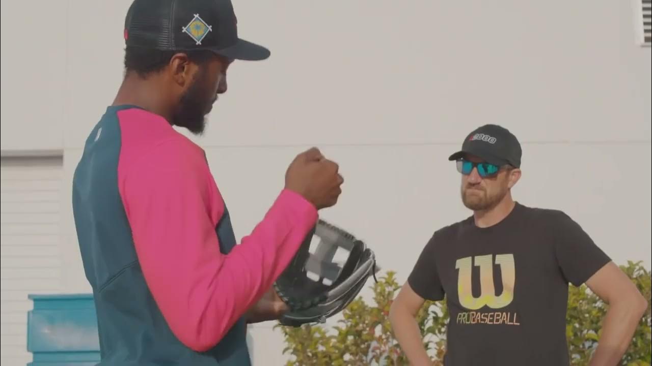 Wilson A1000 Baseball Glove Review (With Pros and Cons) YouTube