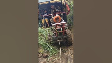 #short xe công nông chở lúa lên dốc