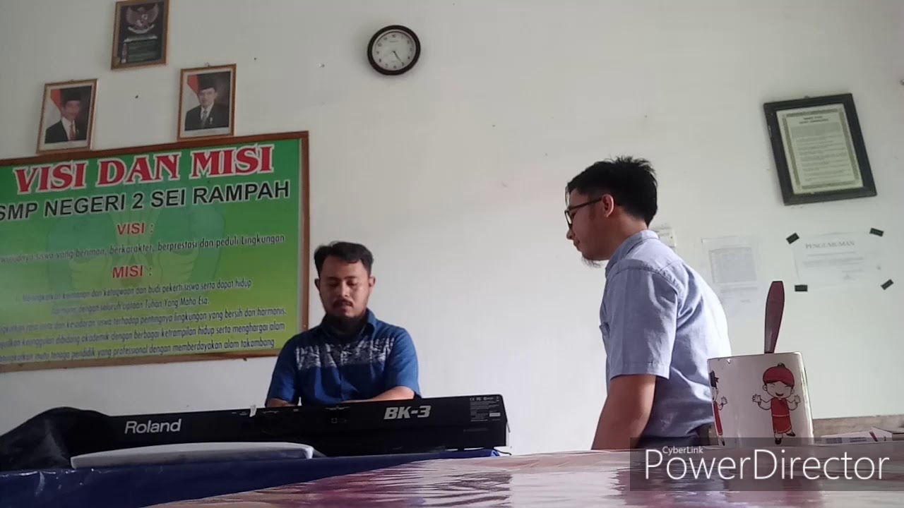 Cover "Admesh -Cinta Luar Biasa. " by Teacher - YouTube