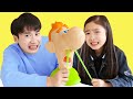 으악!! 콧물을 뽑아보자 재밌는 콧물 보드게임 Fun GOOEY LOUIE Board Game for kids with Shushu  - 슈슈토이 Shushu ToysReview