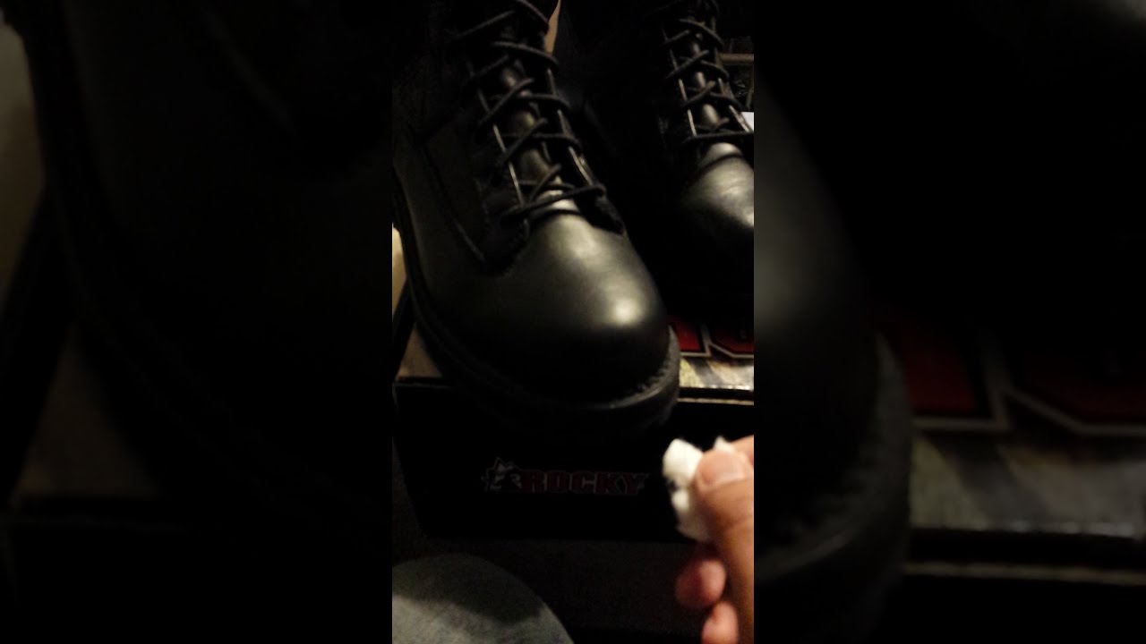 parade gloss shoe shine