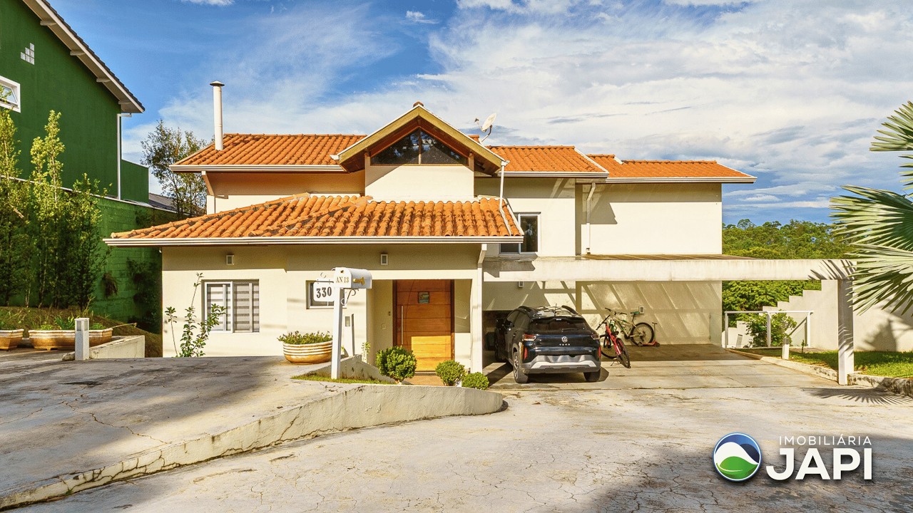 Casa à Venda em Jundiaí - Condomínio Serra dos Cristais - 3 Quartos - 215m² - 1 Suíte - R$ 1.270.000