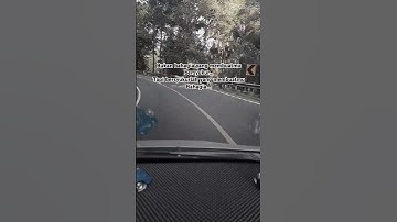 Bukan bahagia yang membuatmu bersyukur tapi bersyukurlah yang membuatmu bahagia...